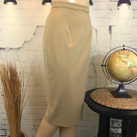 Sport pencil clearance skirt